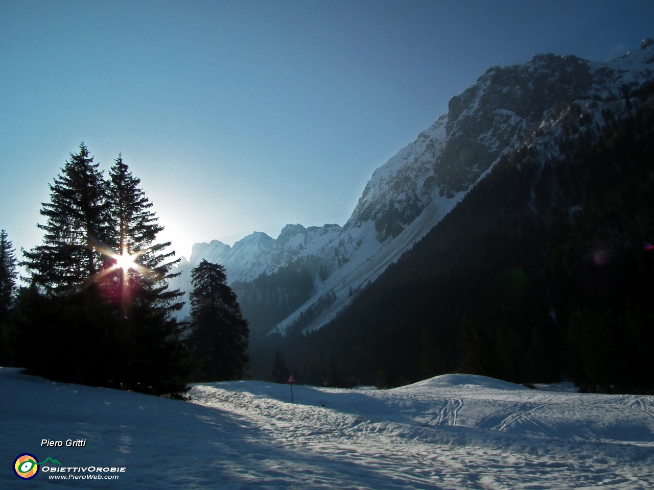 15 La stella del sole sulle Piccole Dolomiti Scalvine.JPG